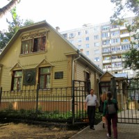 [Rússia] Museu-Casa de Piotr Kropótkin é inaugurado