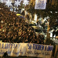 Milhares saem às ruas na Espanha em protesto contra “Operação Pandora”