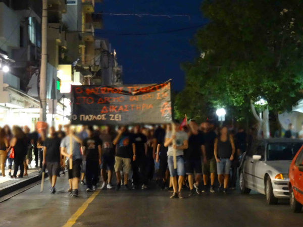 grecia-manifestacao-antifascista-em-heraklion-re-1