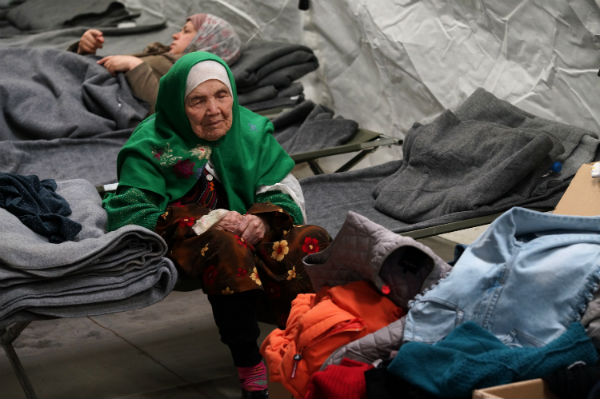 croacia-refugiada-afega-de-105-anos-busca-uma-vi-1
