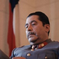 [Chile] Morre Arellano Stark, chefe da temida 'Caravana da Morte' de Pinochet