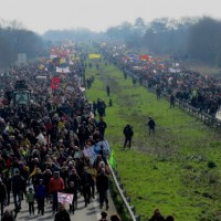 [França] Nantes: Mais de 60 mil pessoas foram às ruas protestar contra projeto de aeroporto