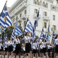 [Grécia] Texto de estudantes contra os desfiles escolares