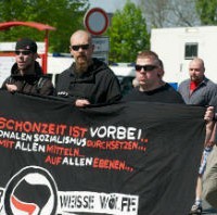 Grupo neonazista Weisse Wolfe Terrorcrew proibido na Alemanha