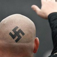 policia-austriaca-prende-neo-nazi-que-queria-mat-1.jpg