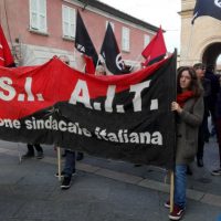 italia-tambem-em-reggio-emilia-ocorreu-a-greve-g-1.jpeg