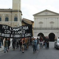 italia-manifestacao-no-45o-aniversario-da-morte-2.jpeg