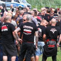 [Alemanha] Centenas de neonazistas realizam festival de rock na cidade de Ostritz no dia do aniversário de Hitler