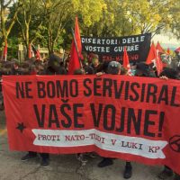 italia-manifestacao-antimilitarista-internaciona-8.jpg