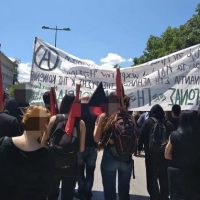 [Grécia] Anarquistas participam de passeata contra minas de hidrocarbonetos em Ioannina