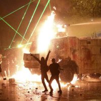 [Chile] Mais de 500 pessoas são detidas após protestos para lembrar as manifestações de 2019