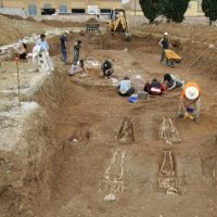 Escavações recuperam restos mortais de vítimas da Guerra Civil Espanhola