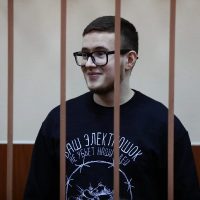 [Rússia] O prisioneiro antifascista Viktor Filinkov mudou-se para a cela do porão por "sentar-se na cama"
