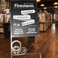 [EUA] Firestorm Books & Coffee, uma livraria radical
