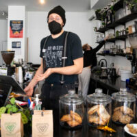 [EUA] "Espaço comunitário anticapitalista" e café é aberto na área de Kingston
