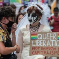 [Reino Unido] O capitalismo arco-íris nunca nos salvará
