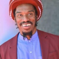 [Reino Unido] Poeta britânico e autoproclamado 'anarquista' Benjamin Zephaniah morre aos 65 anos