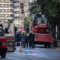 [Grécia] Bomba explode em frente a prédio de ministério em Atenas