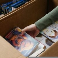 [EUA] Como anarquistas na Carolina do Norte resgataram livros banidos na Flórida