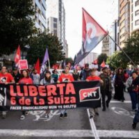 [Espanha] Uma grande marcha em Xixón mostra a unidade sindical em defesa das 6 de La Suiza