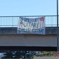 [Itália] Trieste:  "Não à guerra e quem a a(r)ma