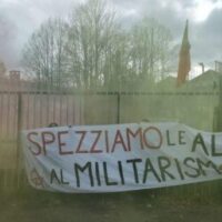 [Itália] Não às feiras-mercado de guerra e morte
