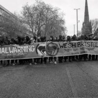 [Reino Unido] Antifascistas humilham os "Patriotas de Bristol"