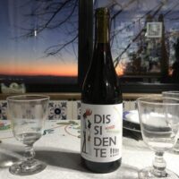 [Grécia-França] Na casa dos Ferré: vinho, música, anarquia e poesia.