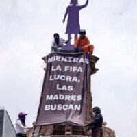 [México] "Milhões e milhões gastos para maquiar uma cidade cheia de feridas"
