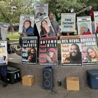 [EUA] A maquinaria do capital: fábrica de terroristas.